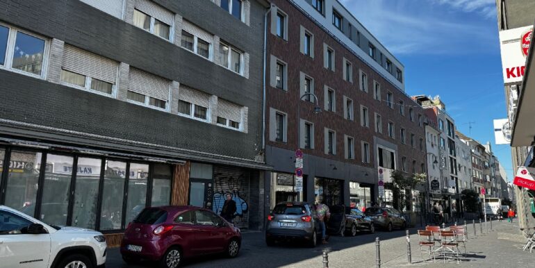 Straßenansicht