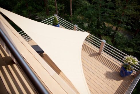 grtoeese Dachterrasse mit Wohnung