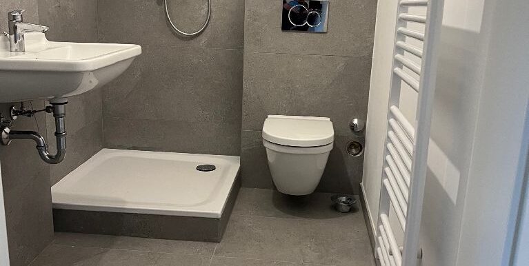 Neues Duschbad
