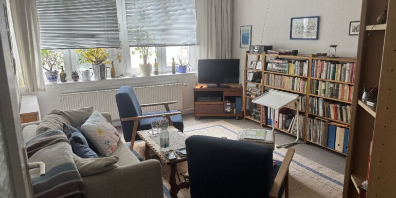 Das gemütliche Wohnzimmer vor der Renovierung