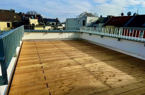 Riesenterrasse zum Träumen und vielem mehr ....