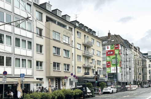 Straßenansicht