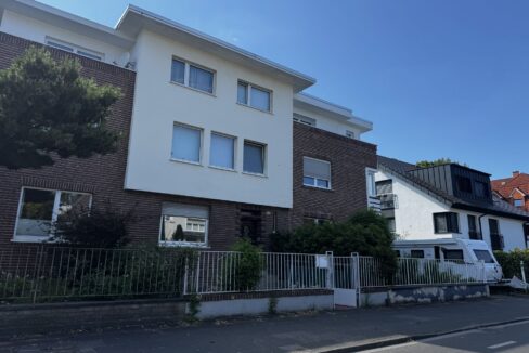 Straßenansicht