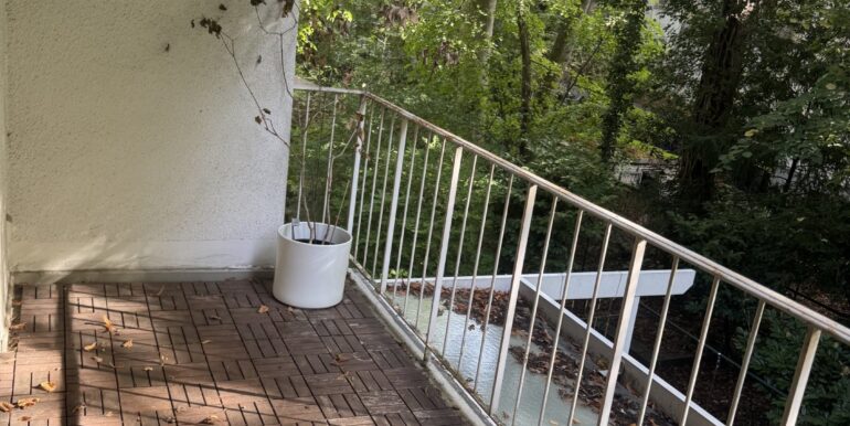 Balkon ins Grüne